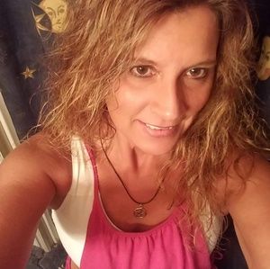 Meet your Posher, Theresa